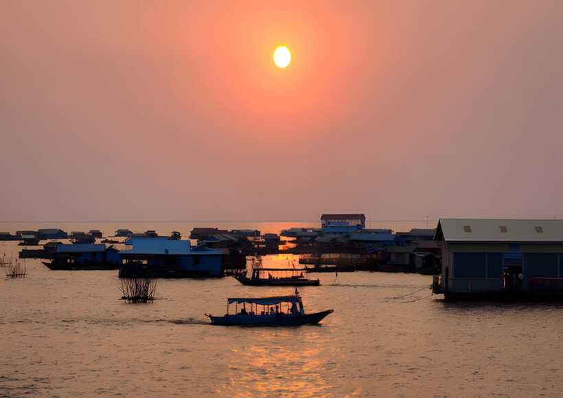 Siem Reap: Floating Village, Kampong Phluk Private Tour - The Monks Training School and the large pergola