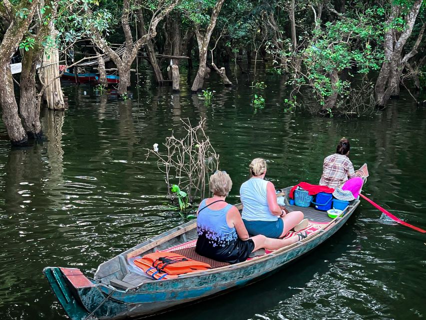 Siem Reap Floating Village Kampong Phluk Sunset with Boat - Tonle Sap and the final sunset