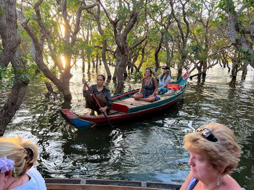 Siem Reap Floating Village Kampong Phluk Sunset with Boat - The guides can shape the whole experience