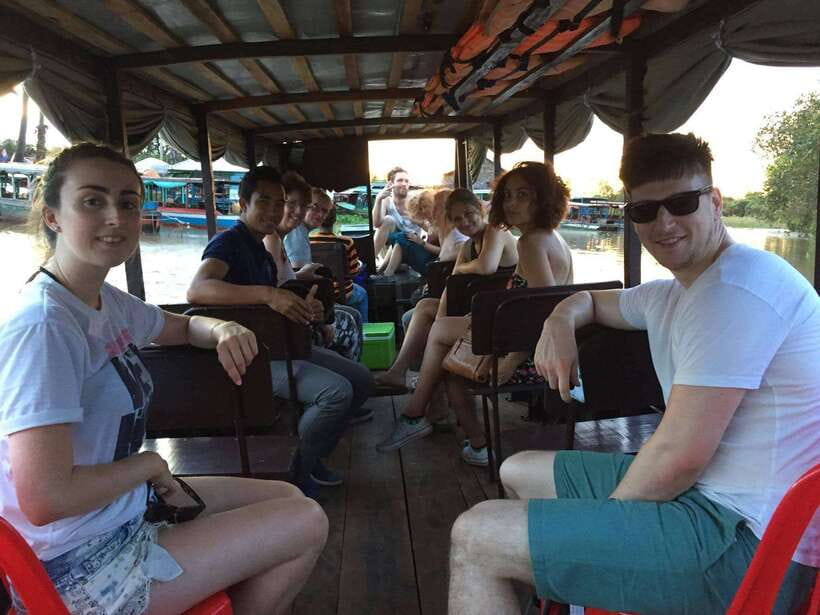 Siem Reap Floating Village Tour, Kompong Phluk Tour - The extra canoe through the floating forest