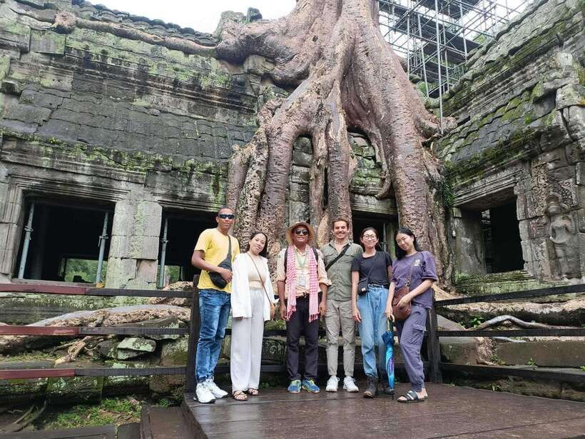 Siem Reap: Full-Day Angkor Wat Guided Tour with Sunset - Why this makes sense for a first day at Angkor