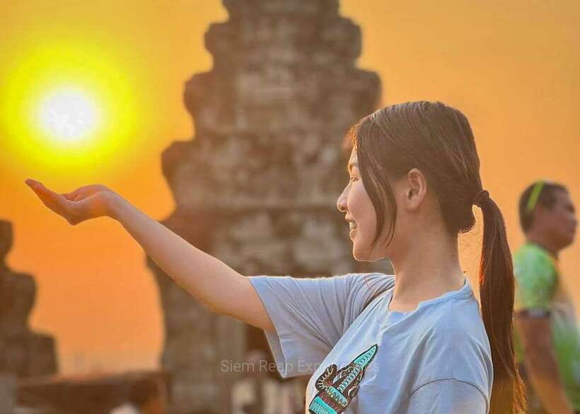 Siem Reap: Full-Day Angkor Wat Guided Tour with Sunset - Ta Prohm: jungle, roots, and a different mood