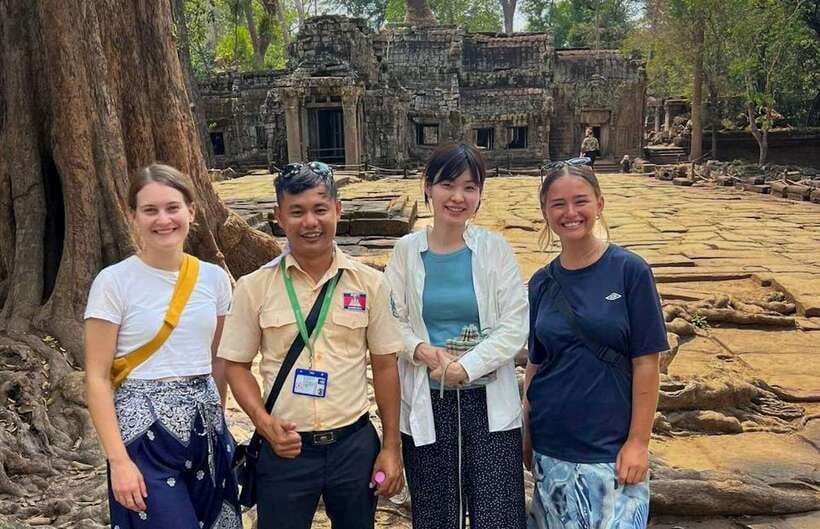 Siem Reap: Grand circle tour Sun set on bakeang hill & Guide - Neak Pean: a sacred island of healing water