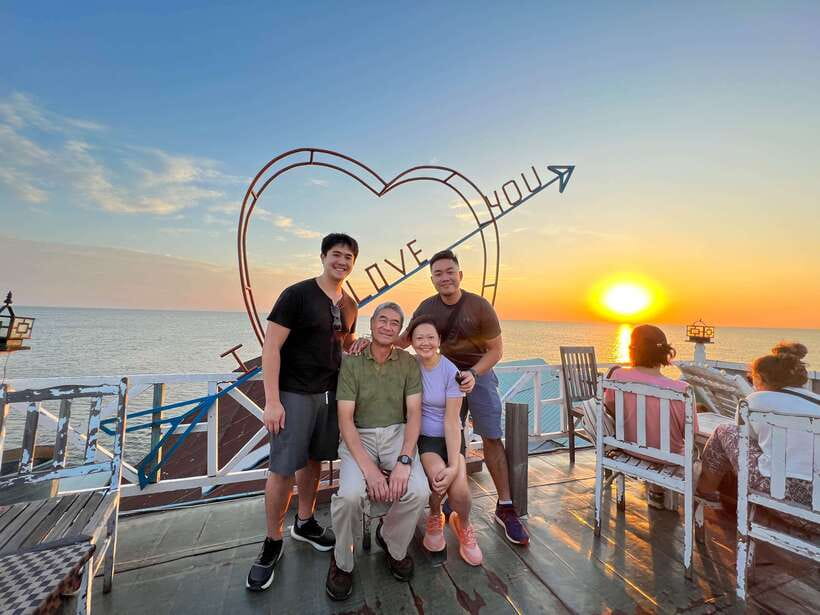 Siem Reap: Kampong Phluk and Tonle Sap Sunset Boat Cruise - The Buddhist monastery on an artificial island
