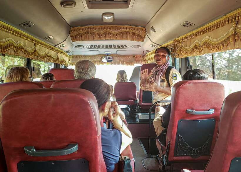 Siem Reap: Kampong Phluk Floating Village Tour with Boat - The wet season and dry season are two different tours