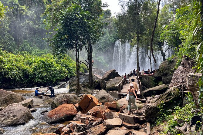 Siem Reap Kulen Mountain Waterfall Tour and Picnic lunch - The 1000 Lingas in the riverbed