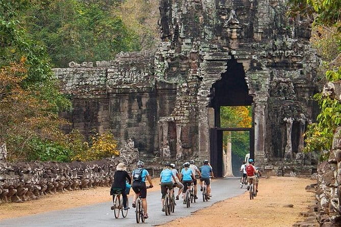Siem Reap: Morning Bike Tours with Local Market & Lunch - Who will enjoy this morning most