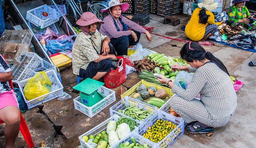 Siem Reap: Morning Cooking Class & Market Tour - From Siem Reap hotel to village market