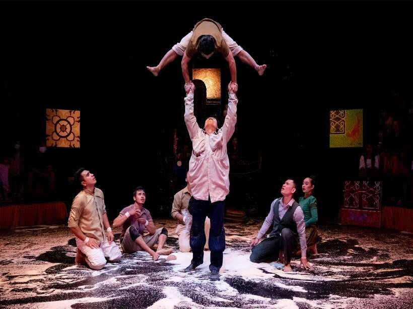 Siem Reap: Phare, Cambodian Circus with Tuk-Tuk Transfers - Planning the evening around the show