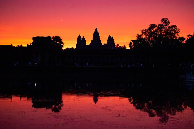 Siem Reap: Private Angkor Wat Sunrise & Tour Around Angkor Park - Why this private sunrise works