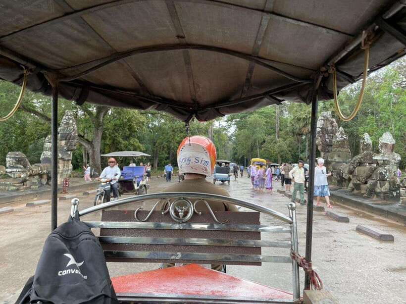 Siem Reap : Private Tuk-Tuk Tour of the Magnificent Temples. - Why a tuk-tuk works so well at Angkor