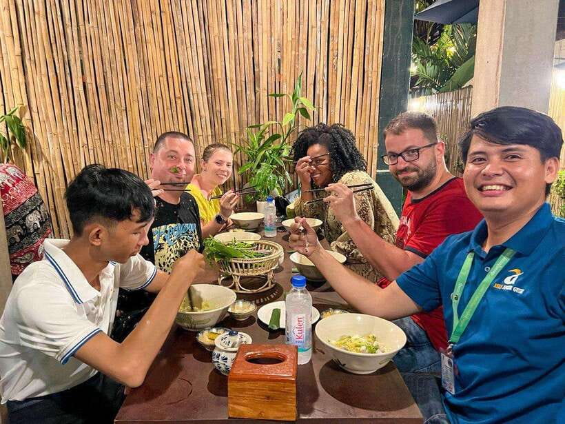 Siem Reap: Street Food Experience by Tuk-Tuk - Key points about the evening