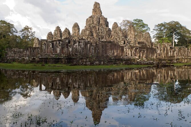 Siem Reap Sunrise Private Tour - Baphuon and Phimeanakas show Angkor Thom’s royal side