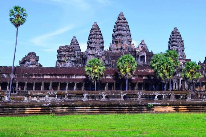 Siem Reap Sunrise Private Tour - Banteay Kdei ends the temple circuit at a gentler pace