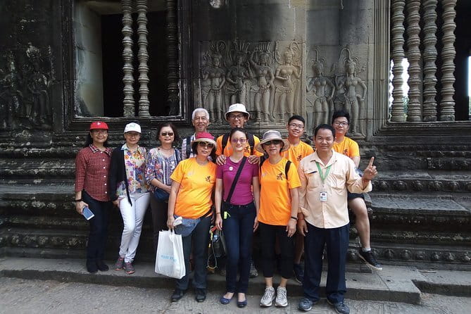 Siem Reap Temple Tuktuk Tour: Explore Angkor Wat and beyond. - A driver-led visit, not a guided temple lecture