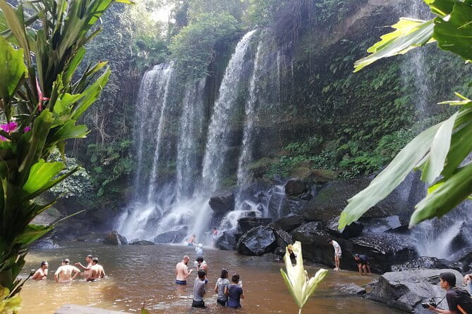 Siem Reap to Phnom Kulen: Waterfalls & 1000 Lingas Tour - Why Phnom Kulen makes a good break from Angkor