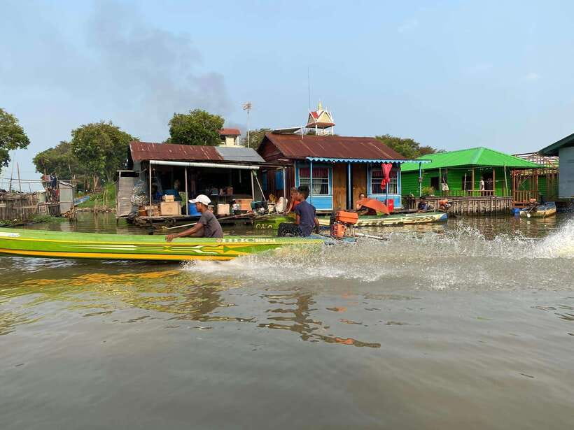 Siem Reap: Tonle Sap, Kampong Phluk & Floating Village Tour - Seeing the stilt houses of Kampong Phluk