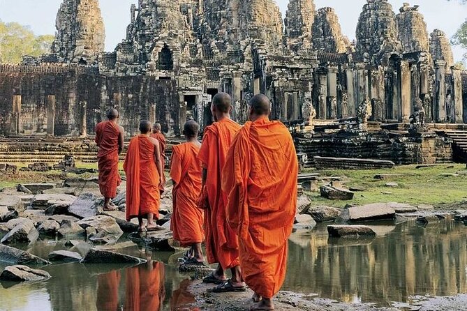 Siem Reap Tour: Angkor Wat Sunrise, Bayon, Ta Prohm, Banteay Srei - Banteay Srei’s fine pink sandstone carvings