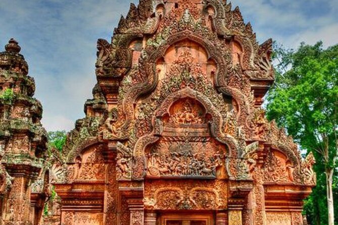 Siem Reap Tour: Angkor Wat Sunrise, Bayon, Ta Prohm, Banteay Srei - Physical demands, clothing, and what to pack