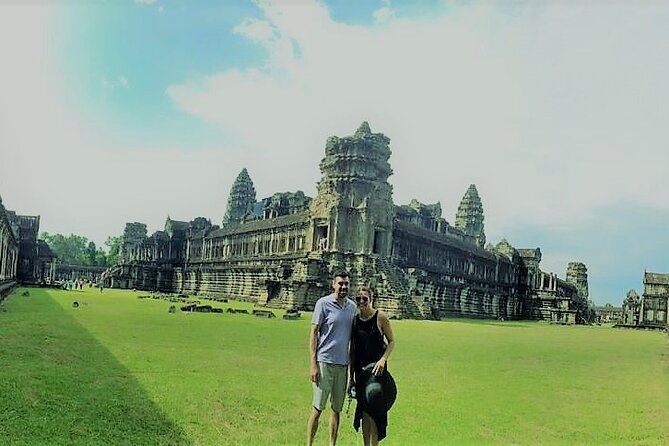 Siem Reap Tour: Angkor Wat Sunrise, Bayon, Ta Prohm, Banteay Srei - Ta Prohm and the power of the jungle ruins