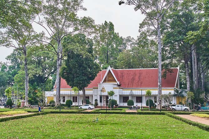 Siem Reap Walking Tour: Landmarks & Hidden Gems - What $15 gets you, and what it does not
