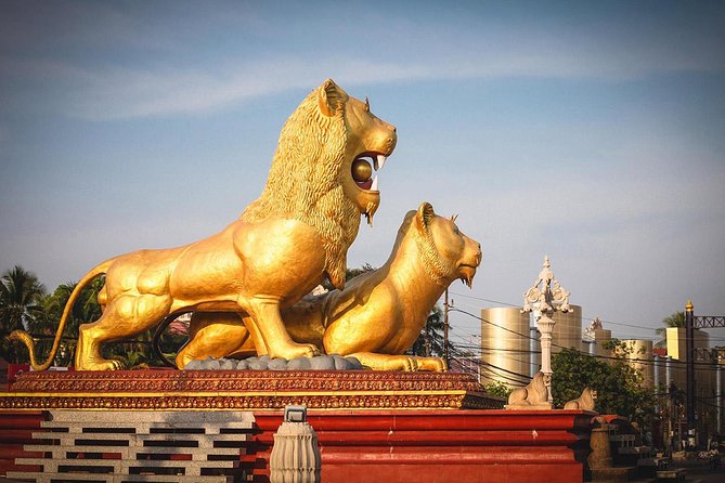 Sihanoukville Highlights Day Tour for Cruise Passengers - Golden Lions and the Preah Thong Neang Neak statue