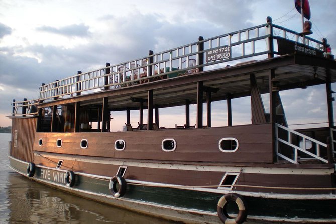 Sihanoukville to Phnom Penh by Private Car or Minivan - Who should book this transfer?