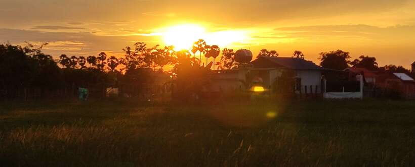 Small Group Countryside Sunset Bike Tours - The food stops are part of the main story