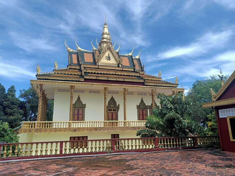Small Group Sihanoukville Exploration from Cruise Port - Independence Park and the city’s public symbol