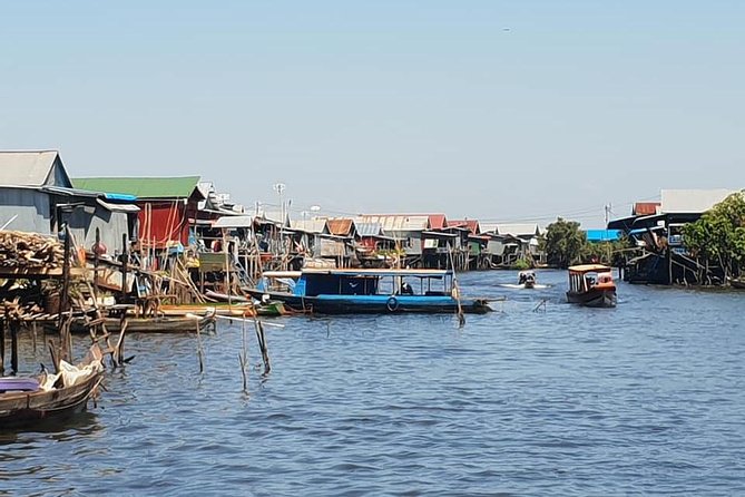Special Three Days Angkor Tour - Day Three: Roluos Group and Tonle Sap
