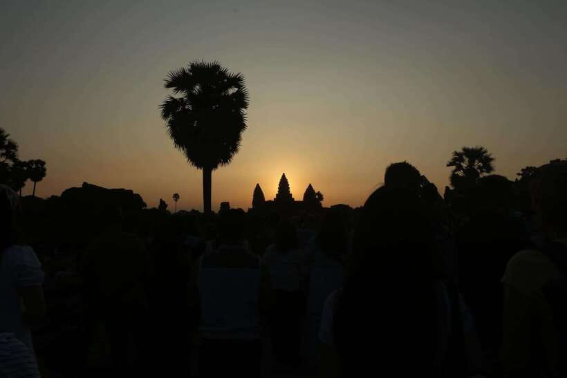Sunrise at Angkor Wat Temple: 3-Hour Private Tour - Weather, timing, and the sunrise gamble