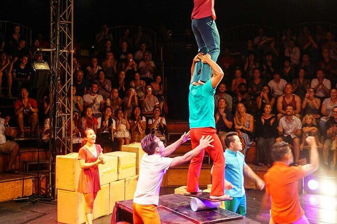 The Cambodian Circus Show and Pub Street Night Market - Who will get the most from this experience