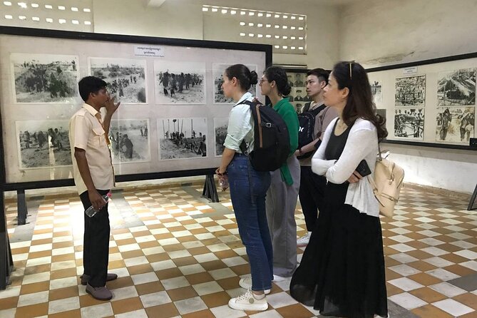 The killing field and Toul Sleng Genocide museum (S21) Tour - Tuol Sleng: a prison inside a former school