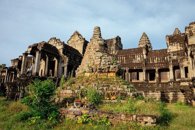 The Ultimate Angkor Wat Temple Private Day Trip - Bayon, Angkor Thom, and the stone-lined causeway