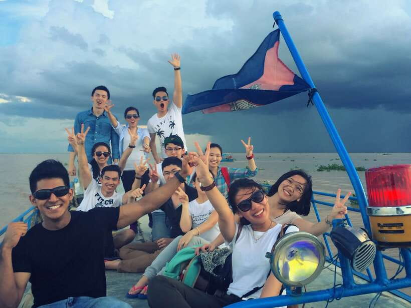 Tonle Sap Tour of Kompong Phluk Village & Evening Food tour - Cruising Tonle Sap toward sunset