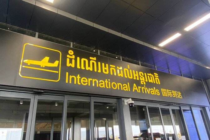 Transfer from Siem Reap Airport to Hotels in Siem Reap - Meeting your driver at the arrivals exit