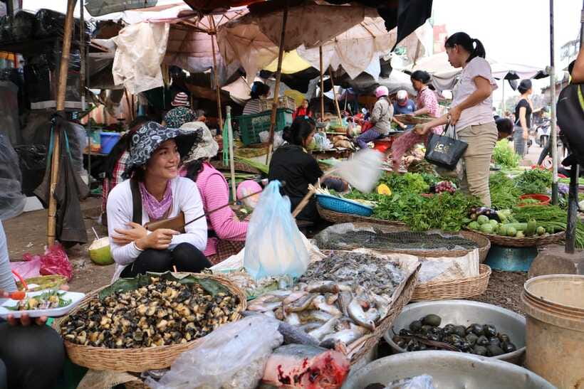 Twilight Tastes of Siem Reap Include Dinner - Dinner at a local restaurant