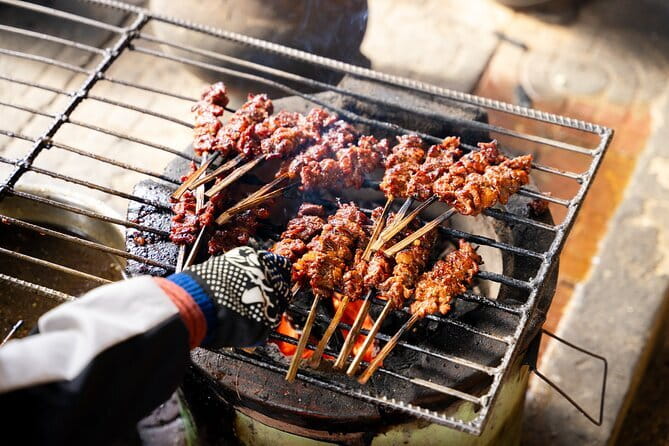 Ultimate Siem Reap Food Tour by Tuk Tuk - 20 Tastings, 8 Stops - A tuk tuk route through Siem Reap after dark