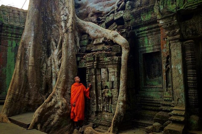 Unveiling 2 Days Private Angkor Wat/Beyond In Sunrise/Sunset Tour - Eastern Mebon and the quieter brick temples