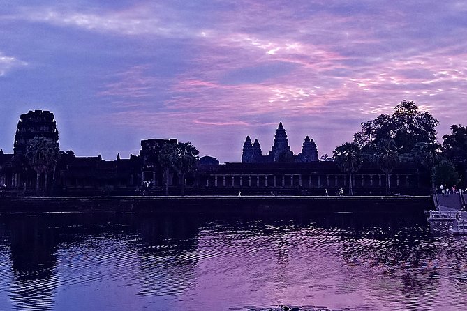 Unveiling 2 Days Private Angkor Wat/Beyond In Sunrise/Sunset Tour - Banteay Srei, the pink sandstone highlight