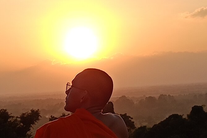 Unveiling 2 Days Private Angkor Wat/Beyond In Sunrise/Sunset Tour - Choosing between Pre Rup and Phnom Bakheng at sunset
