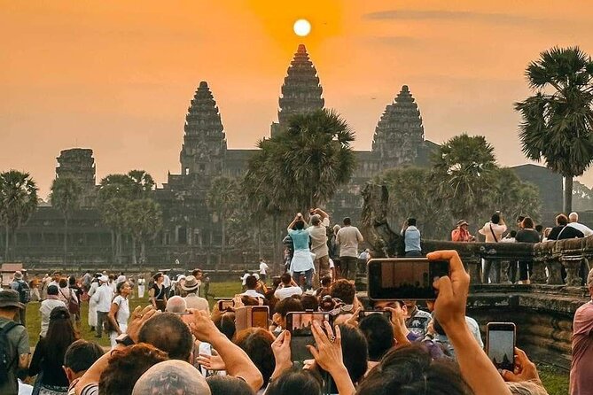 Unveiling Angkor Wat Sunrise, Bayon, Ta Prohm In Small Group Tour - Clothing, weather, and the practical details