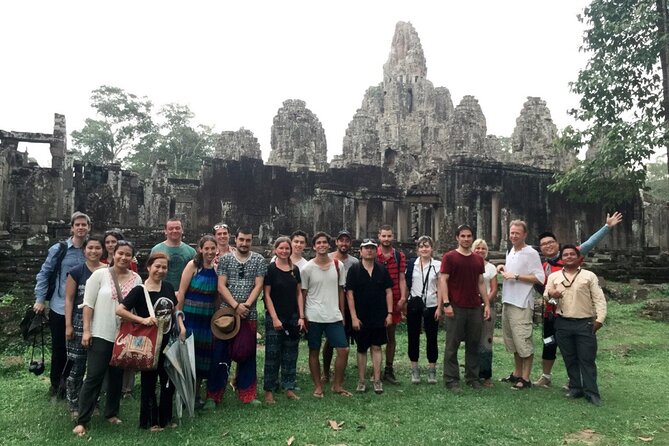 Wildlife Expedition: Elephant Sanctuary, Kbal Spean Banteay Srei - Bayon and the faces of Jayavarman VII
