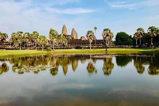 Wildlife Expedition: Elephant Sanctuary, Kbal Spean Banteay Srei - Starting at Angkor Wat